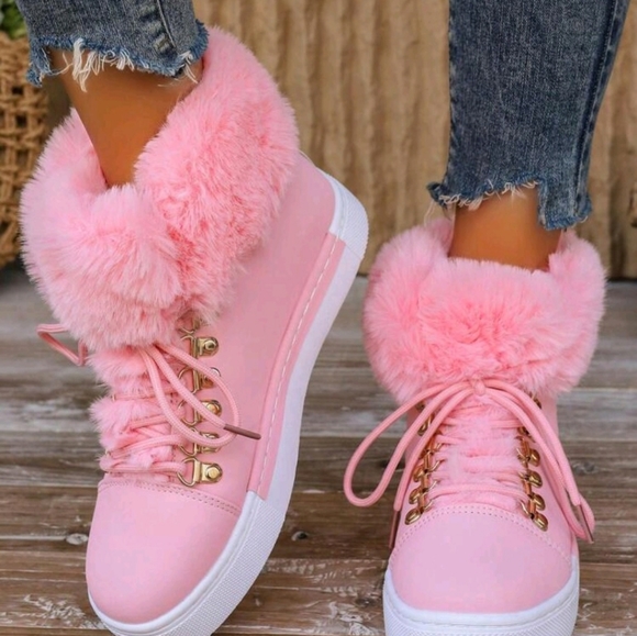 Womans Pink Suede Furry Ankle Boots Y2k - Picture 4 of 5